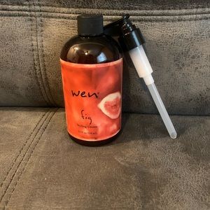 New unopened Wen 12oz styling crème w/pump - Fig